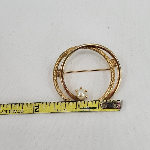 Vintage Unsigned Brooch Pin Double Hoop Faux Pearl - Picture 7 of 8